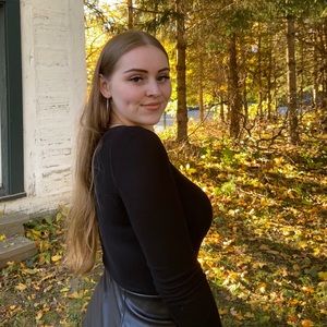 Meet your Posher, Angie